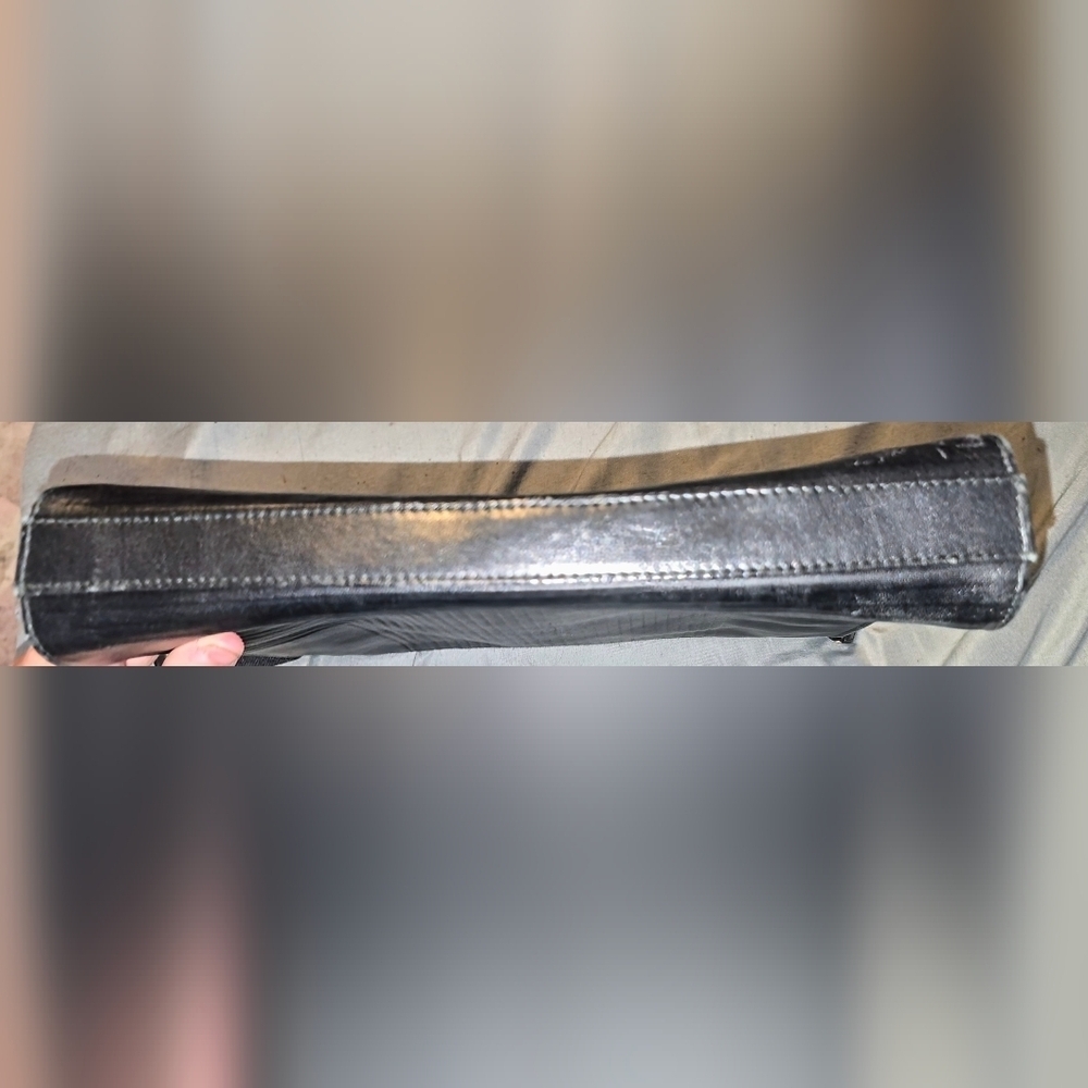 Lanvin Black Leather Toiletry Bag with Geometric Pattern - Picture 3 of 8